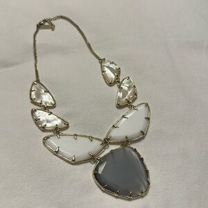 Kendra Scott necklace